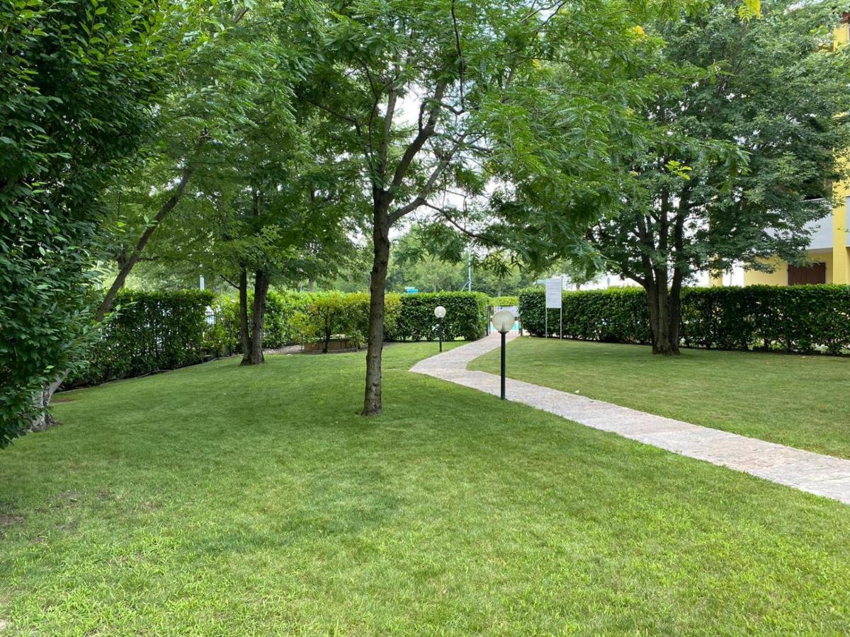 La Lanterna - Appartamenti In Residence Con Piscina Desenzano del Garda Exteriér fotografie